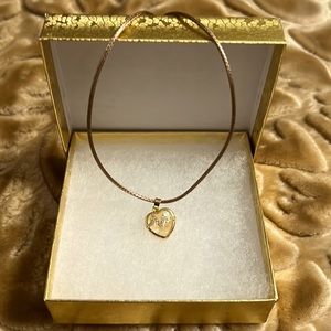 Beautiful necklace with love heart nice gifts for any occasion